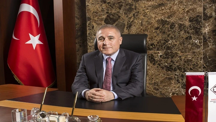 23 Nisan millet iradesinin d&uuml;nyaya ilan edildiği g&uuml;nd&uuml;r