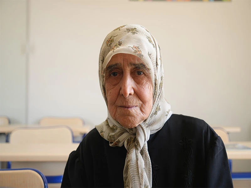 87 yaşında Kur'an-ı Kerim okumayı &ouml;ğrendi