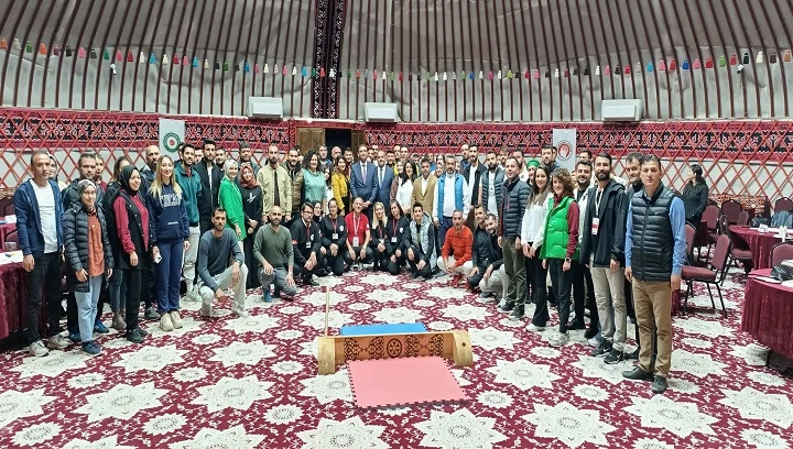 BAŞKAN TAHMAZOĞLU ÖĞRETMENLER GÜNÜNDE ÖĞRETMENLERLE BİR ARAYA GELDİ