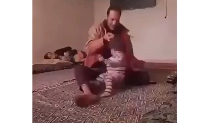 Çocuğunu öldüresiye darp edip 'şaka' savunması yapan babaya 19 yıl ceza