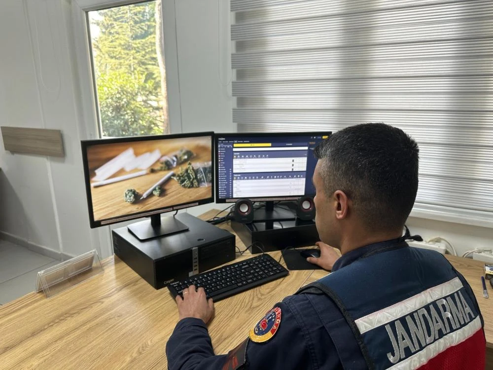 Gaziantep'te 322 bin liralık siber dolandırıcılık şüphelisi 18 şahıs yakalandı