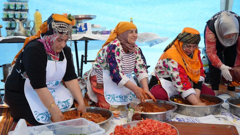Gaziantep'te Hıdırellez &quot;Yağlı Köfte&quot; yarışmasıyla kutlandı