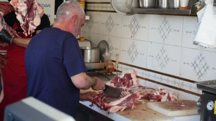 Gaziantep'te kıyma ve kuşbaşı mesaisi başladı