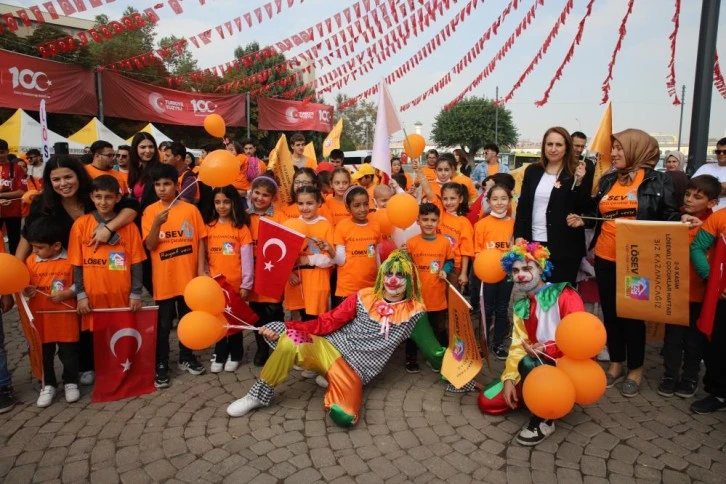 Gaziantep'te lösemili çocuklar için farkındalık korteji