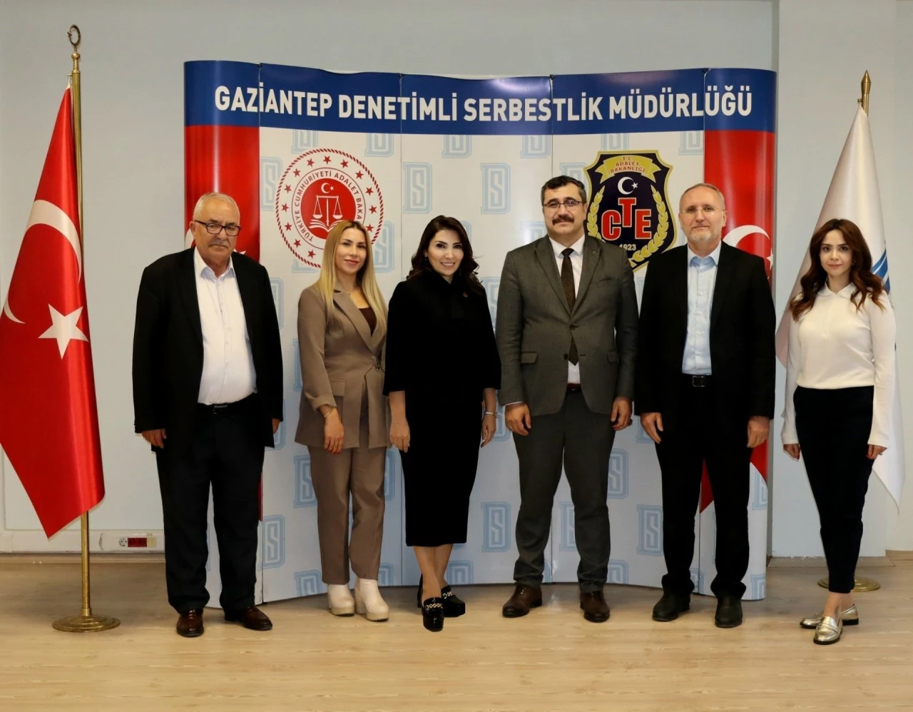  GGC Başkanı Meral Ay, Denetimli Serbestlik İl M&uuml;d&uuml;rl&uuml;ğ&uuml;n&uuml; ziyaret etti