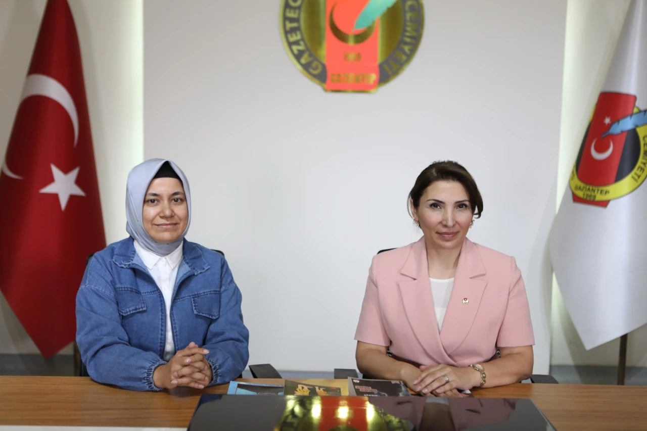 GGC’de Edebiyat ve Sanat Buluşması Gazeteciler ve Yazarlar El Ele: Kalemlerin Gücüyle Yeni Bir Yola!