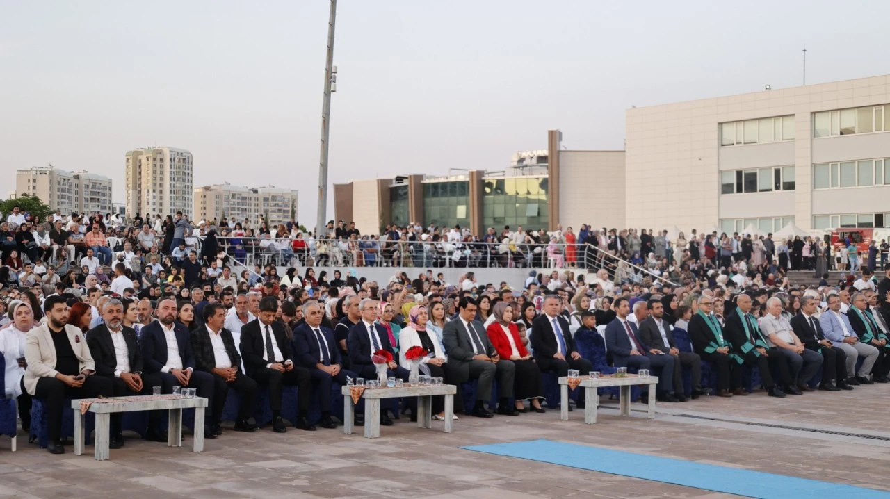 GİBTÜ’de Mezuniyet Coşkusu Yaşandı