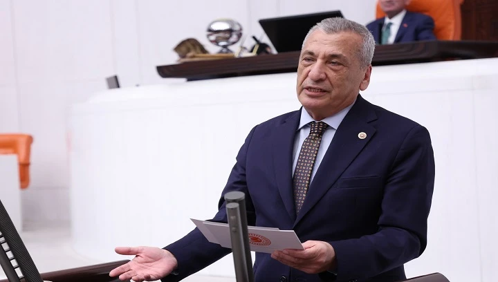 Hasan &Ouml;zt&uuml;rkmen&rsquo;den savaş uyarısı: Gaziantep ekonomisine b&uuml;y&uuml;k yansıması olur