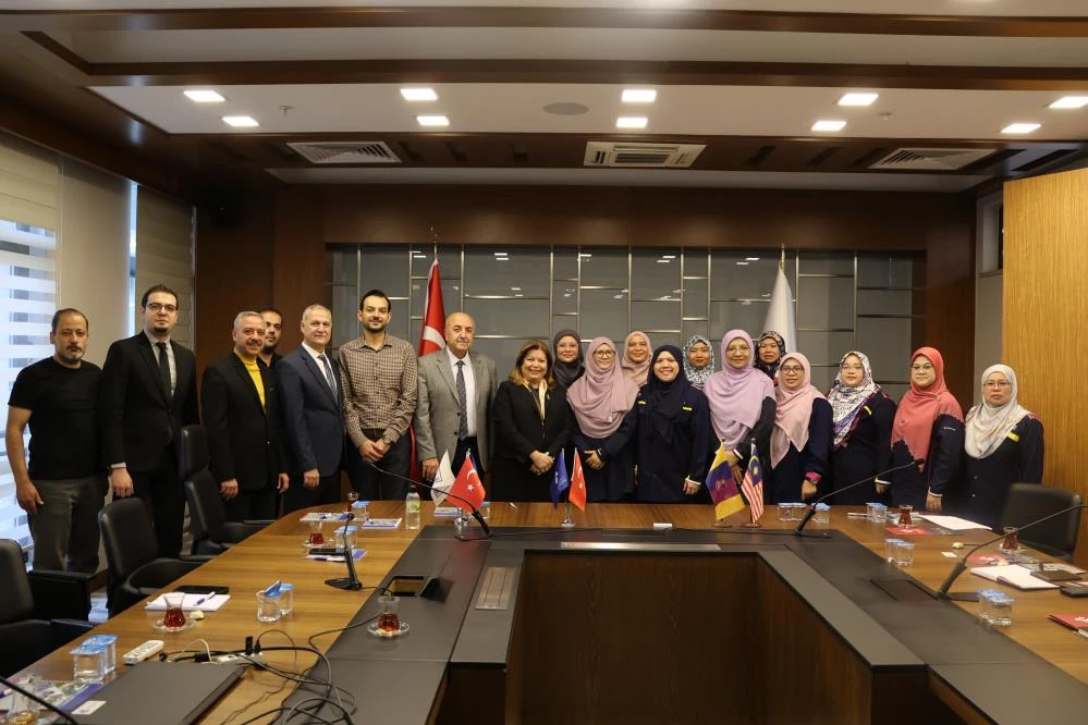 HK&Uuml; ile Malezya MARA Teknoloji &Uuml;niversitesi arasında iş birliği protokol&uuml; imzalandı