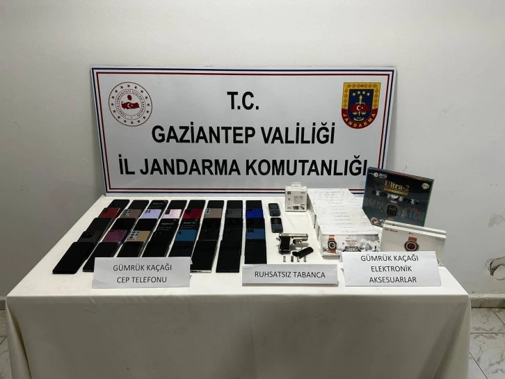  JANDARMA KAÇAKÇILARA GÖZ AÇTIRMIYOR