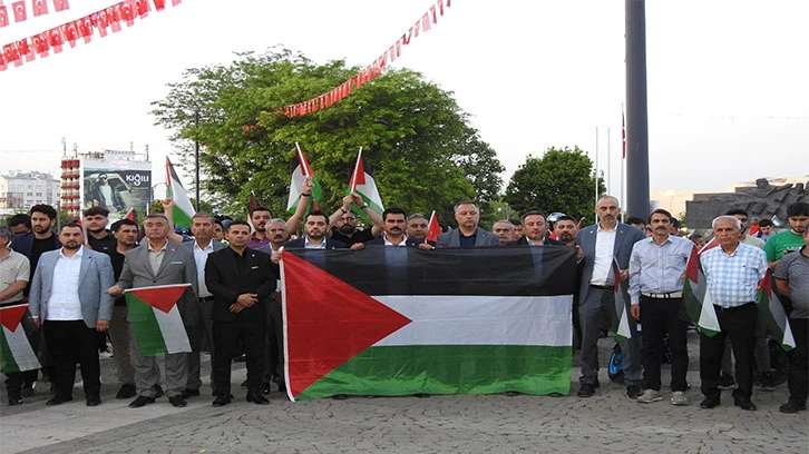 motosiklet sürücüleri İsrail'i protesto etti