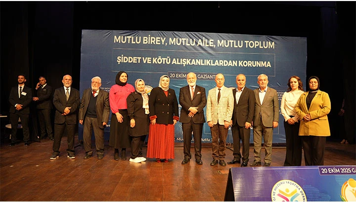 Mutlu Birey, Mutlu Aile, Mutlu Toplumu Oluşturmak&rdquo; Paneli Gaziantep&rsquo;te Coşkuyla Ger&ccedil;ekleşti
