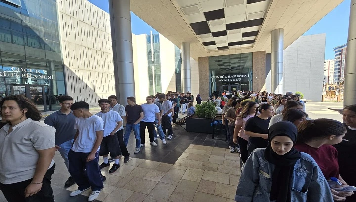 SINAVA HAZIRLANAN &Ouml;ĞRENCİLERE YKS TATBİKATI