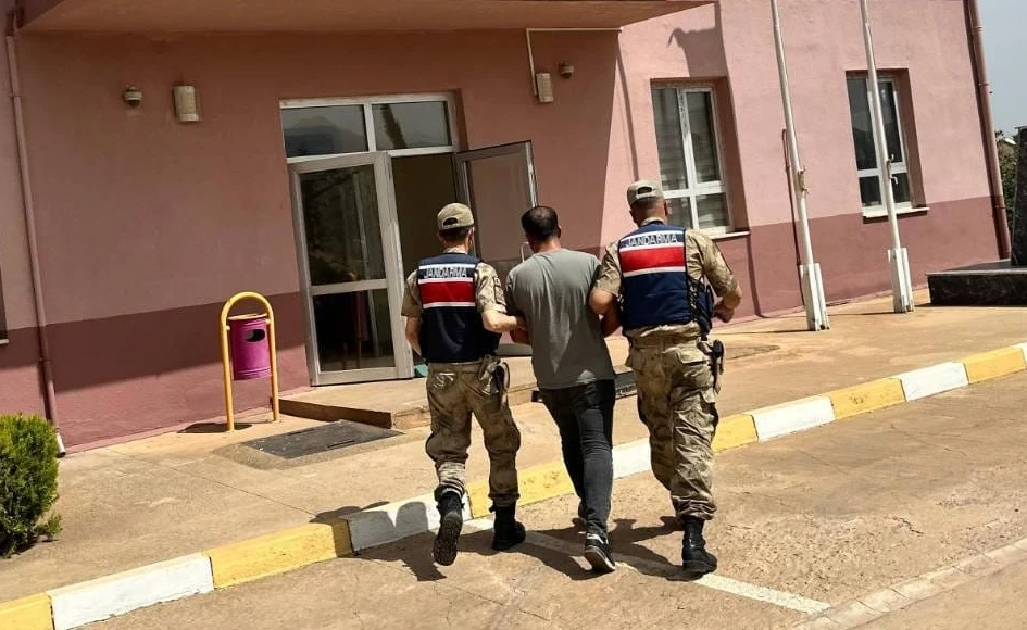 22 YIL ARANMA KAYDI BULUNAN ŞAHIS JASAT’TAN KAÇAMADI