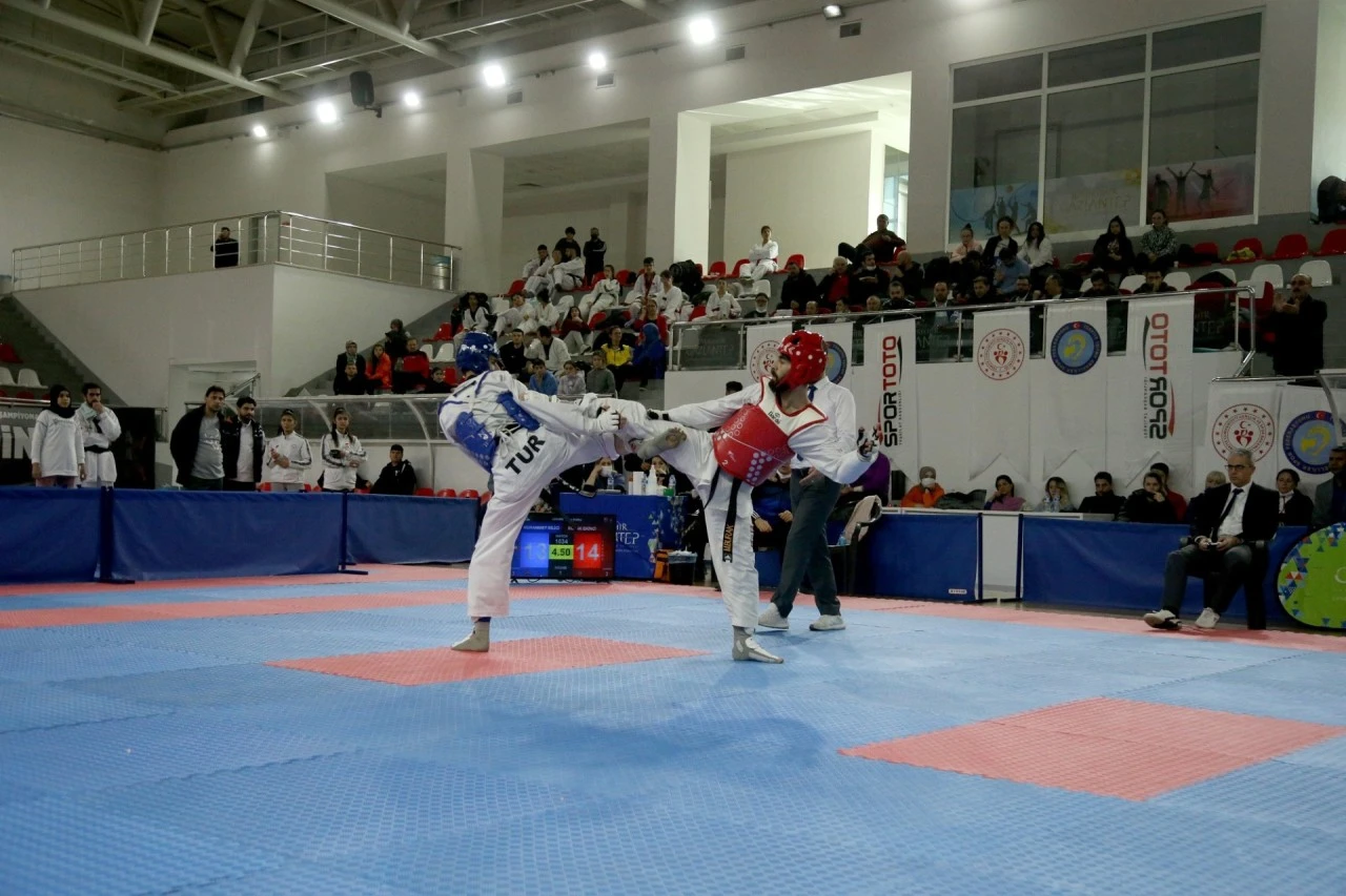 GAZİANTEP BÜYÜKŞEHİR, TÜRKİYE’NİN SPOR BAŞKENTİ OLMA YOLUNDA BÜYÜK ADIMLAR ATIYOR