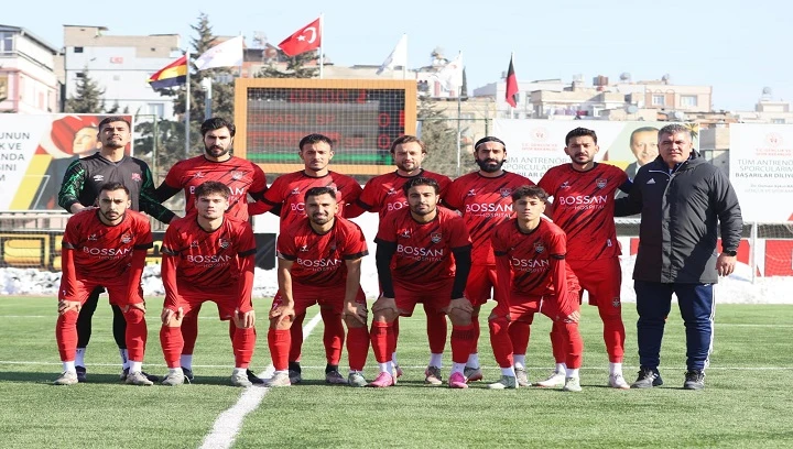 ŞEHİTKAMİL BELEDİYESPOR, ZİRVE YARIŞINI S&Uuml;RD&Uuml;R&Uuml;YOR