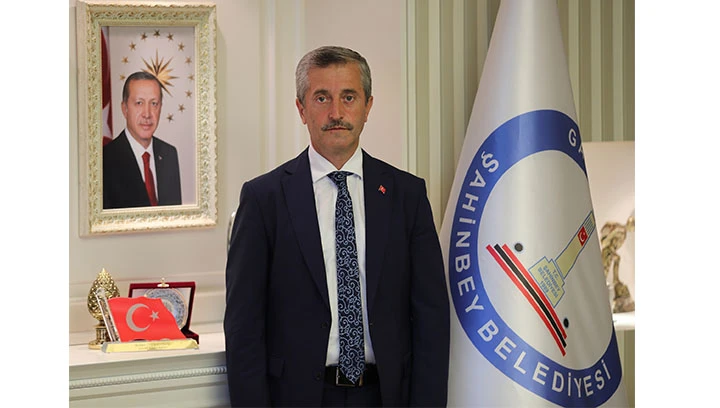 BAŞKAN TAHMAZOĞLU&acute;NUN &Uuml;&Ccedil; AYLAR VE REGAİB KANDİLİ MESAJI