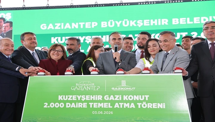 BAKAN KACIR GAZİ KONUT TARAFINDAN YAPILAN 2 BİN KONUT&rsquo;UN TEMELİNİ ATTI