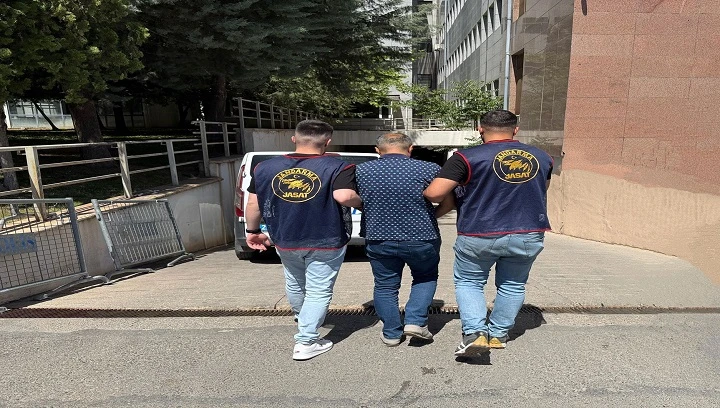 25 YIL HAPİS CEZASI BULUNAN ŞAHIS JASAT’TAN KAÇAMADI