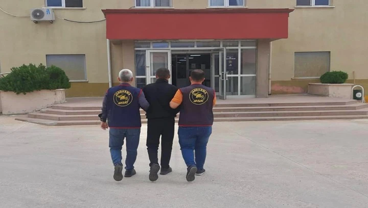  40 YIL HAPİS CEZASI İLE ARANAN ŞAHIS JASATTAN KA&Ccedil;AMADI