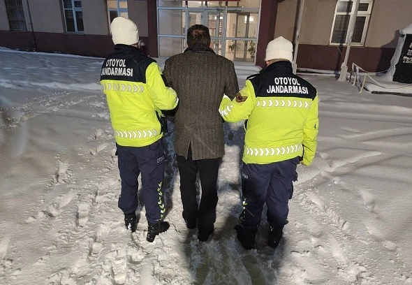YOL VERME KAVGASINDA 1 ŞAHIS TUTUKLANDI 