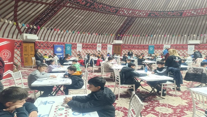 &Ccedil;OCUKLAR 23 NİSAN'I ŞAHİNBEY&rsquo;DE KUTLADI