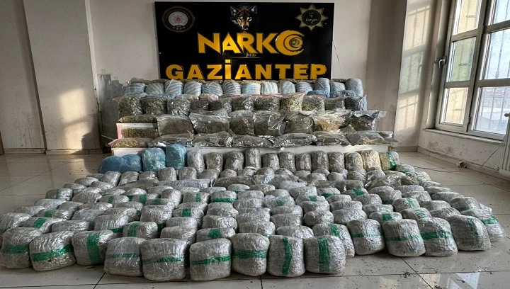 NARKOTİK SU&Ccedil;LARLA M&Uuml;CADELE ŞUBE M&Uuml;D&Uuml;RL&Uuml;Ğ&Uuml;