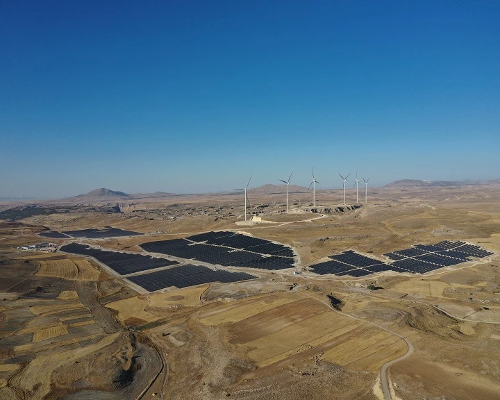 Sanko Enerji İlk Hibrit Projesini Karaman'da Tamamladı