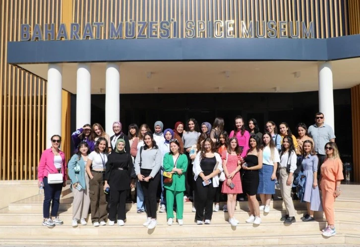 SANKO Üniversitesi’nden yeni öğrencilerine 100. yıl kültür gezisi