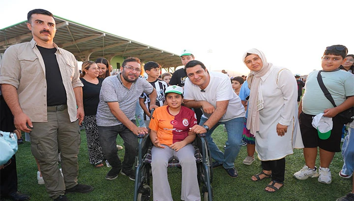 ŞEHİTKAMİL&rsquo;DE BİLİM KAŞİFLERİ ESERLERİNİ SERGİLEDİ