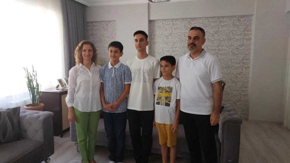 YKS Türkiye birincisi Ahmet Eren Özyurtseven 