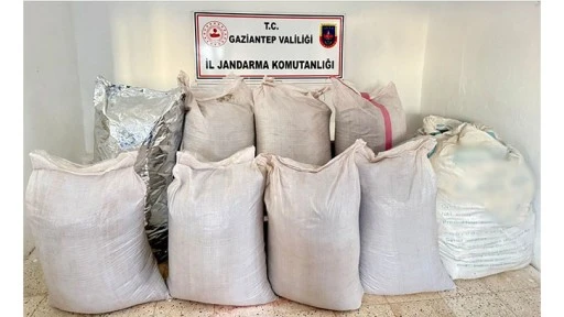 1 ton 750 kilo kaçak tütün ele geçirildi