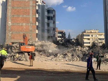 134 kişinin öldüğü Ayşe-Mehmet Polat Sitesi soruşturmasında kusur durumu hakkında rapor düzenlendi