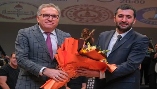 150 &Ouml;ĞRETMEN, TEK Y&Uuml;REK, TEK RİTİM OLDU