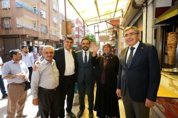 29 EKİM ESNAFINA ZİYARET 