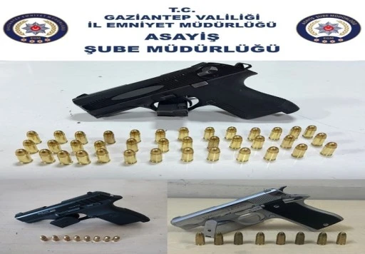  3 adet ruhsatsız tabanca ve 54 adet fişek ele ge&ccedil;irildi