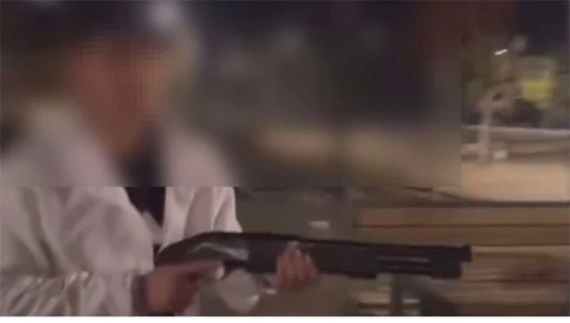 3 şahıs pompalı t&uuml;fekle rastgele ateş a&ccedil;tı