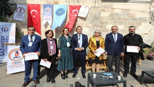 6. Uluslararası Geleneksel ve Yöresel Değerler Sempozyumu başladı