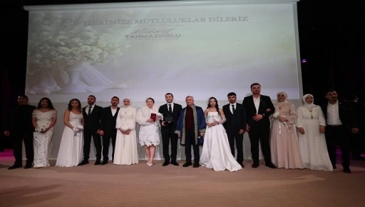 62 &Ccedil;İFT MUTLULUĞA ŞAHİNBEY&rsquo;DE EVET DEDİ