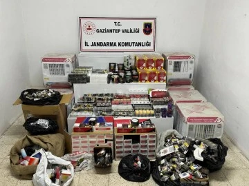 710 BİN TL KAÇAK MALZEMEYE JANDARMA EL KOYDU