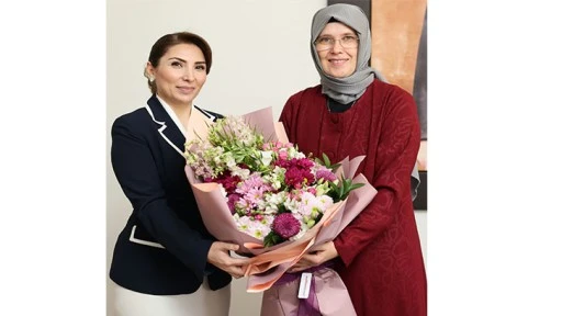 Anneler Günü Arifesinde Anlamlı Buluşma: Kadınlar El Ele, Yürek Yüreğe