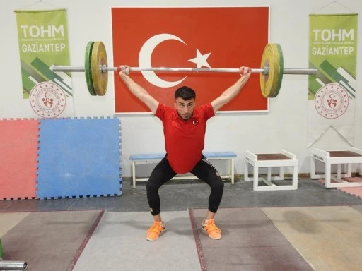 Avrupa şampiyonu milli halterci Harun Algül'ün hedefi olimpiyat madalyası