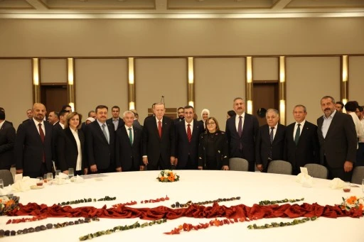 BAŞKAN TAHMAZOĞLU CUMHURBAŞKANI RECEP TAYYİP ERDOĞAN’I GAZİANTEP’E DAVET ETTİ