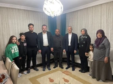 BAŞKAN TAHMAZOĞLU DEPREMZEDELERİ ANKARA’DA YALNIZ BIRAKMADI