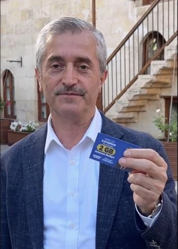 BAŞKAN TAHMAZOĞLU’NDAN GENÇLERİ SEVİNDİREN HEDİYE