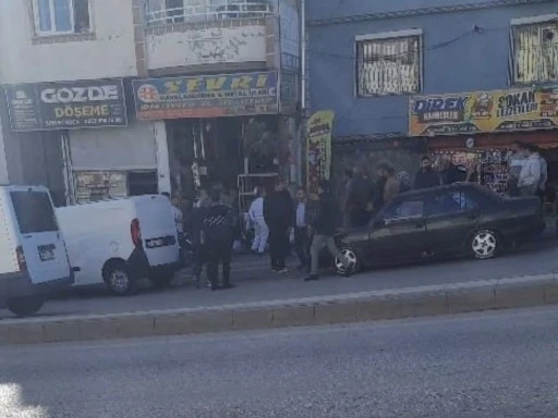 bir şahıs tartıştığı ağabeyini &ouml;ld&uuml;rd&uuml;