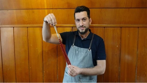 Bu tespihlerin fiyatı dudak u&ccedil;uklatıyor