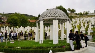 Büyükşehir ile başarılı öğrenciler Bosna-Hersek'te