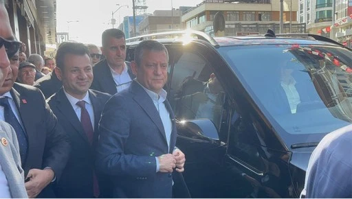  CHP Genel Başkanı &Ouml;zel Gaziantep'te partililerle bir araya geldi