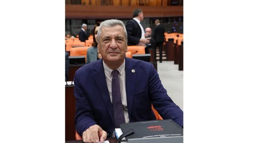 CHP'li Öztürkmen: İşsiz sayımız 10 milyonken yabancılara çalışma kolaylığı getirdiler